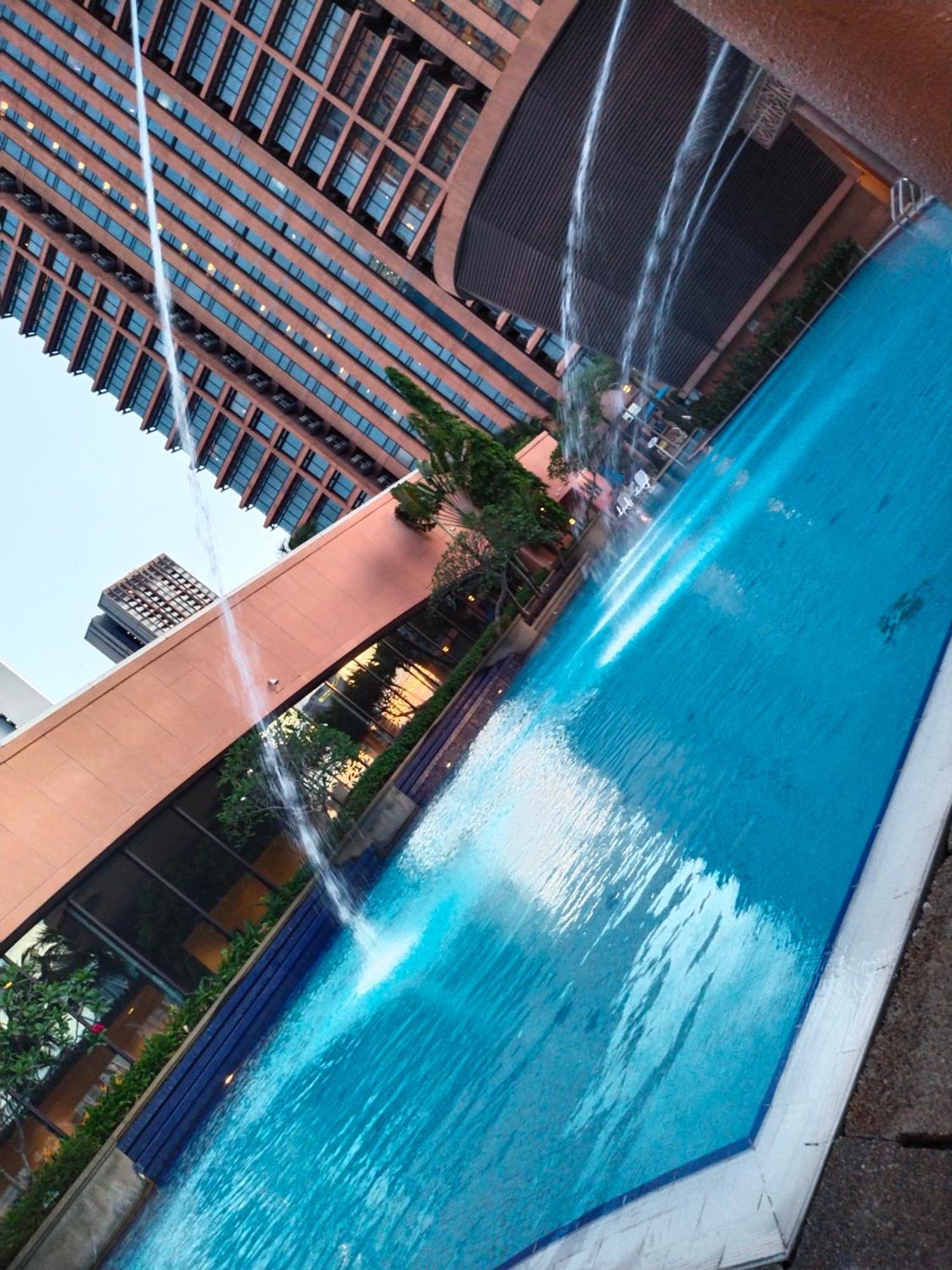 Berjaya Times Square Grand Service Suite Kuala Lumpur Bagian luar foto