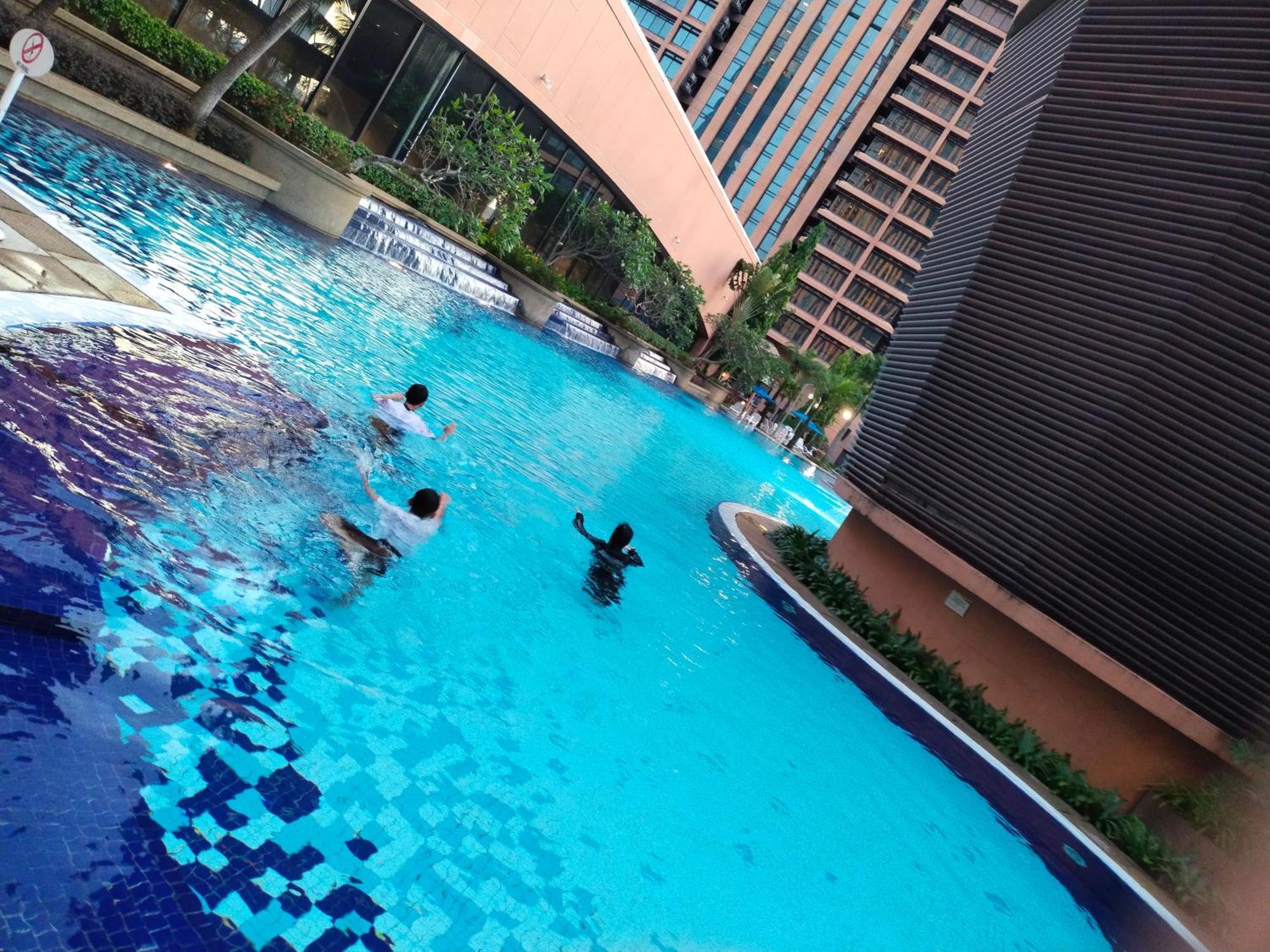 Berjaya Times Square Grand Service Suite Kuala Lumpur Bagian luar foto