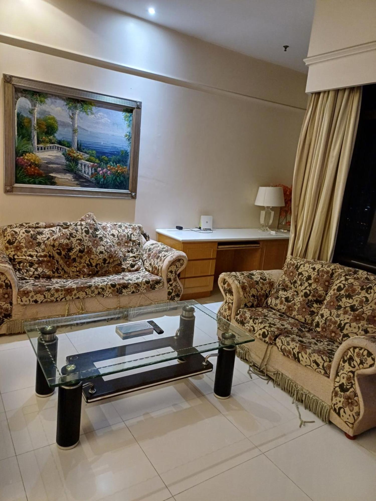 Berjaya Times Square Grand Service Suite Kuala Lumpur Bagian luar foto