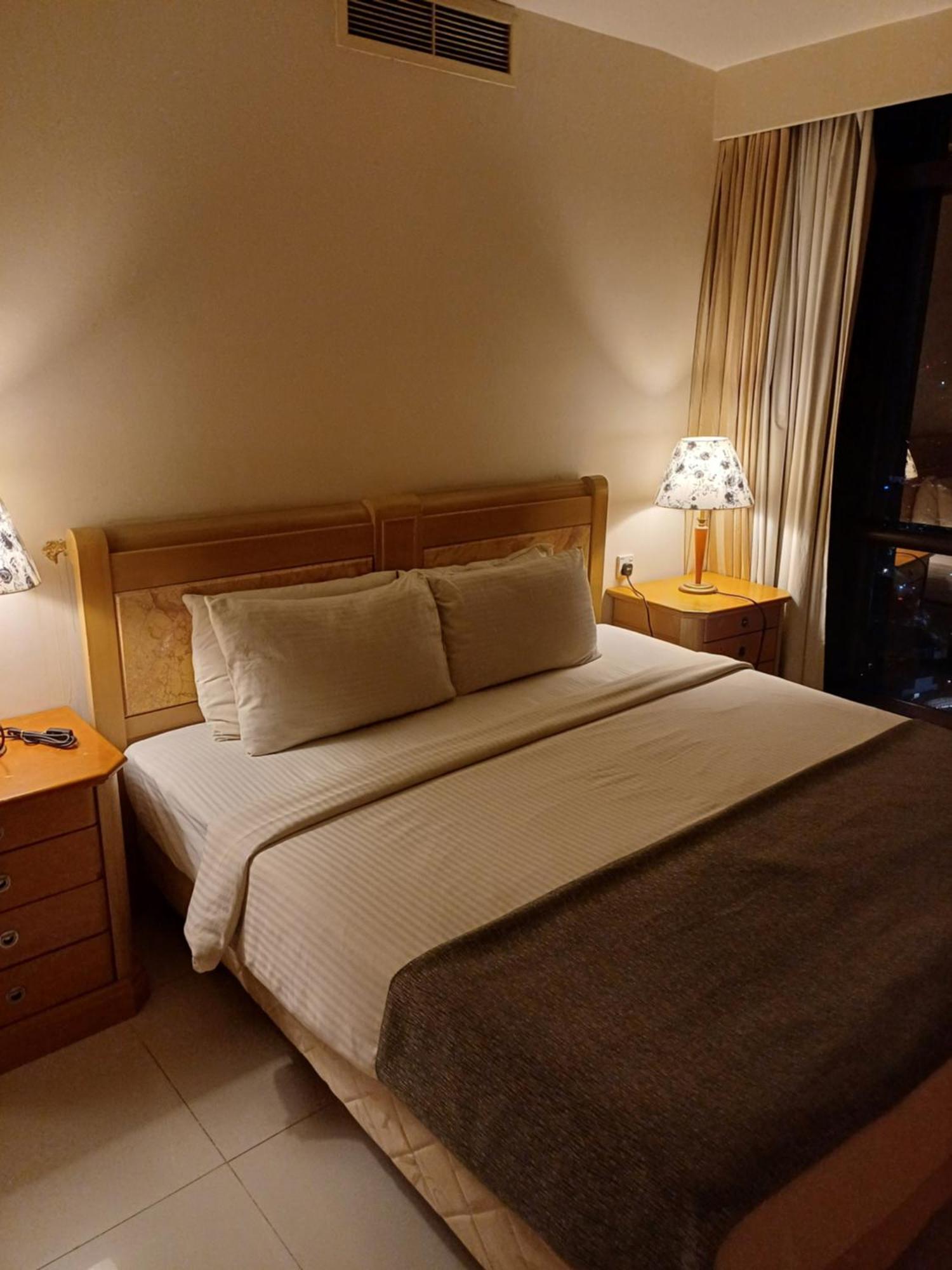 Berjaya Times Square Grand Service Suite Kuala Lumpur Bagian luar foto